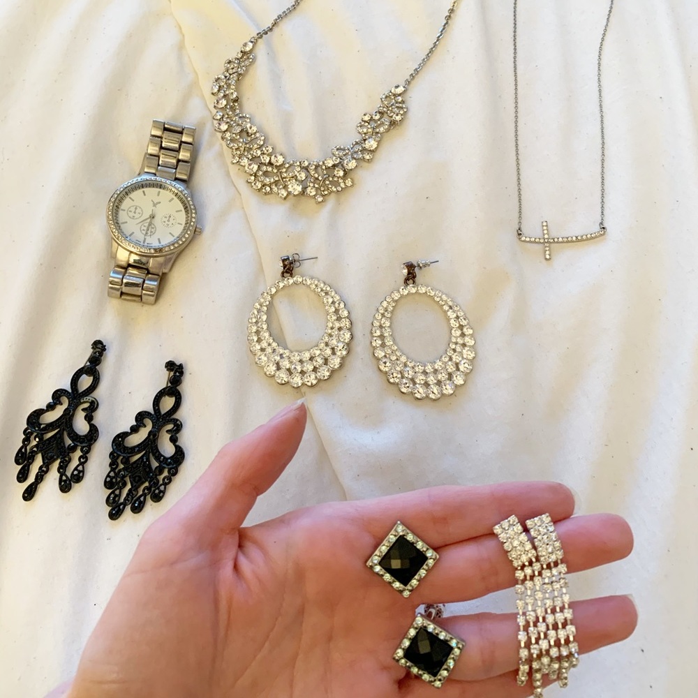 20+ pieces of jewelry BUNDLE